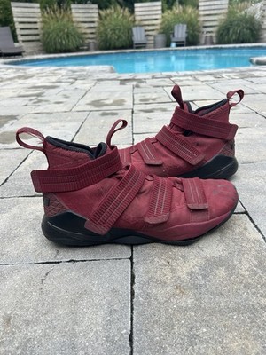nike lebron soldier 11 burgundy