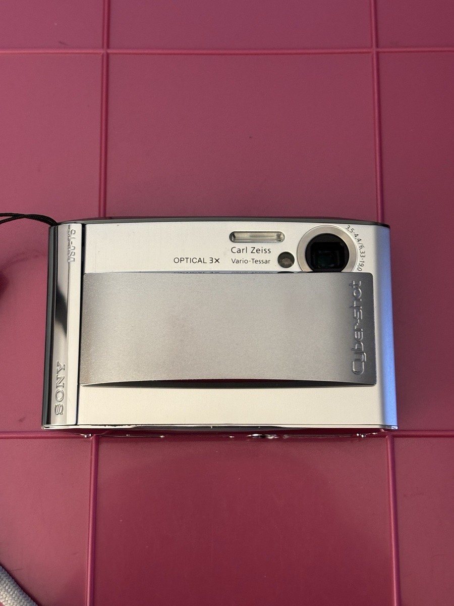Sony CyberShot DSC-T5 Y2K Vibe Camera-SD Card-Charger & Case