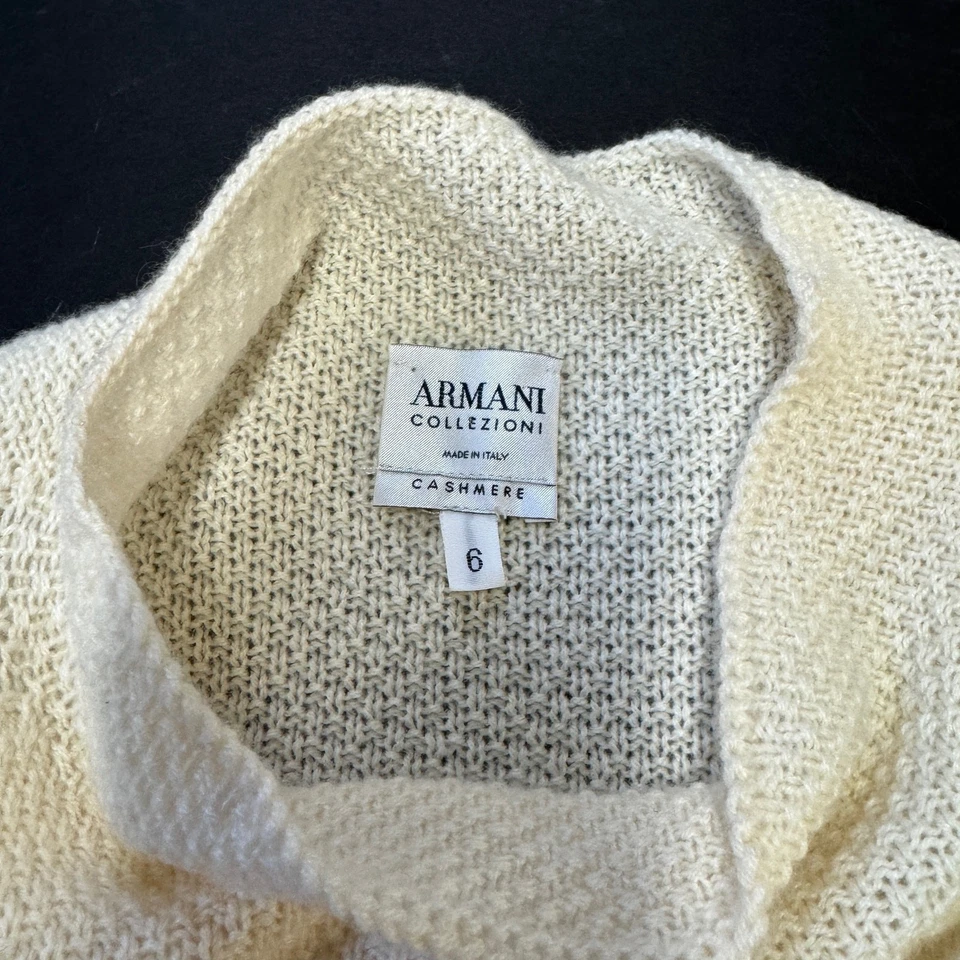 Suéter Top Armani Collezioni Crema Cachemira Sin Mangas Talla 6 M Foto 4 de 4