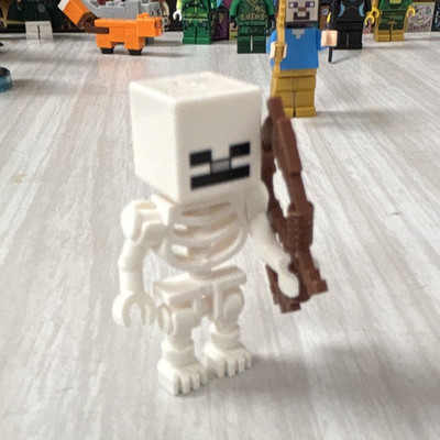 LEGO MINECRAFT MINIFIGURES Skeleton Figure w/ Bow
