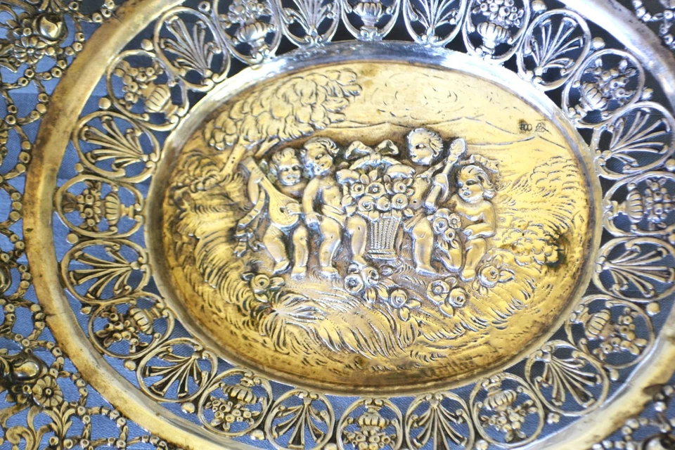 Antique German Hanau 800 Silver Reticulated and Repousse Putti Bowl Basket - Image 4 of 4