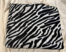 Mainstays Zebra Print Throw Blanket 50  x60  100 Polyester Plush Fleece 100 Pol