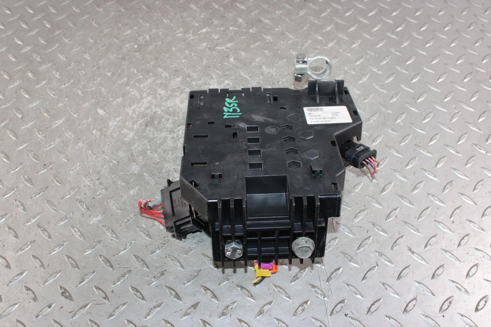 13-18 Flying Spur Electronic Passenger Right RH Battery Fuse Box OEM Factory WTY