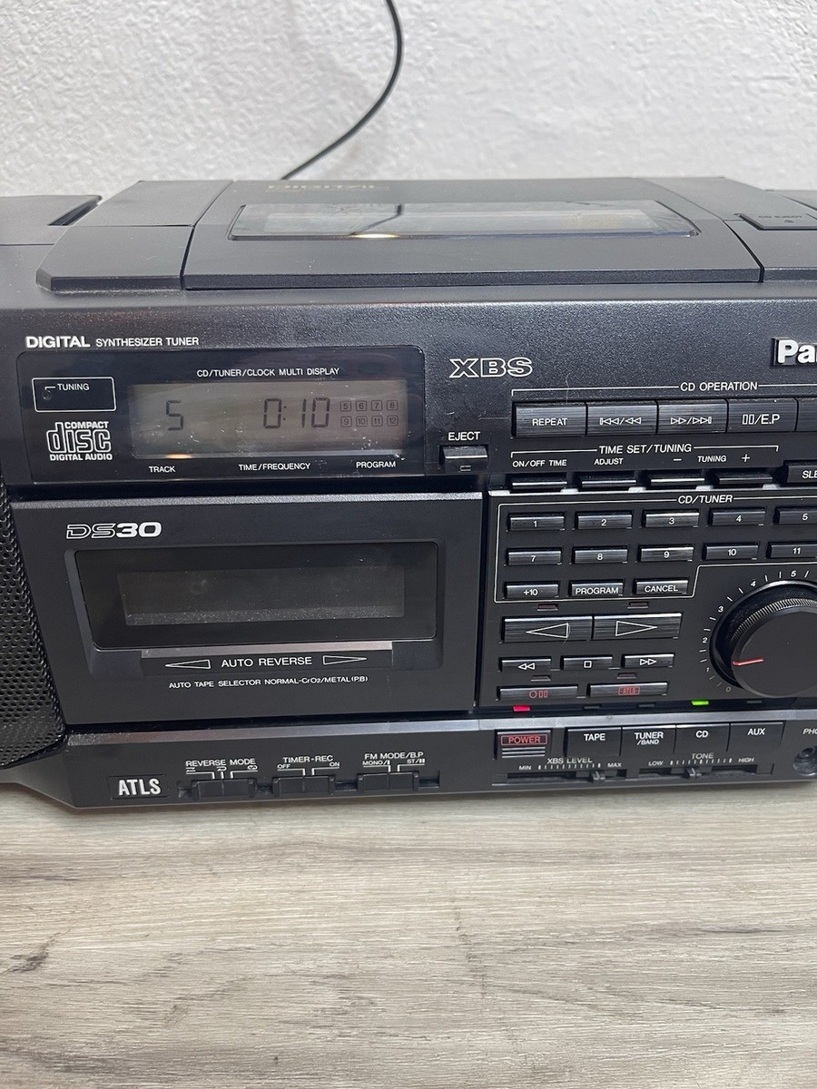 Panasonic RX-DS30 Boombox AM/FM Radio CD Cassette XBS Digital