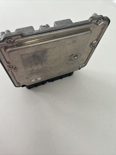 BMW Serie 1 - F20 118D - MOTOR ECU - 0281018635 DDE8518569 - Imagen 5 de 5