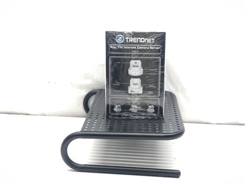 Trendnet pan /tilt internet camera server tv-ip410 Network Camera - Picture 4 of 5