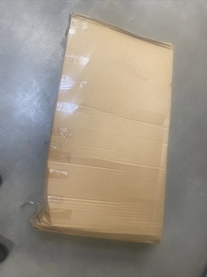 Уширители крыльев Lund RX607S с гладкой отделкой в стиле заклепок для Toyota Tundra 2014-2020 годов выпуска - Изображение 2 из 2