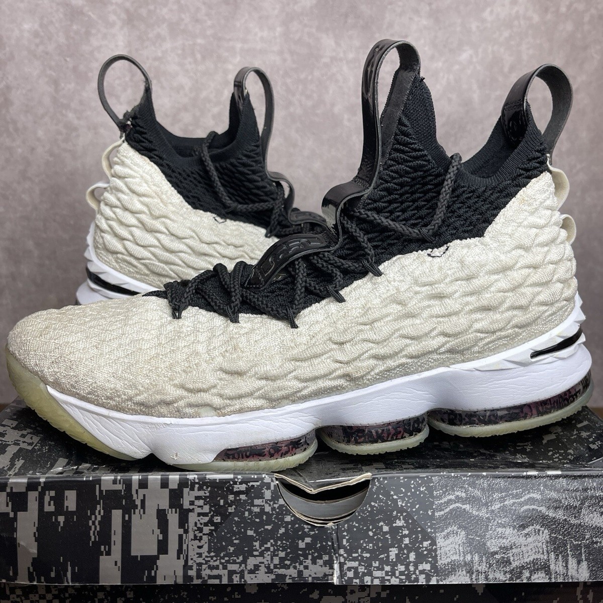 lebron 15 graffiti size 12