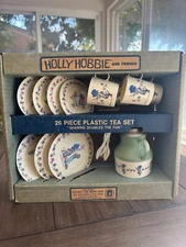 Holly Hobbie Genuine Party Set Tea Teacups Pot Dishes NOS NIB 1990 Vtg 26 Piece