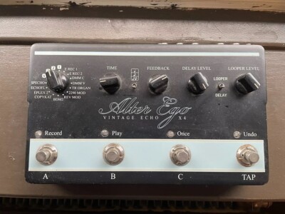 TC Electronic Alter Ego x4 Analog Tape Delay Gitarrenpedal **RAR**