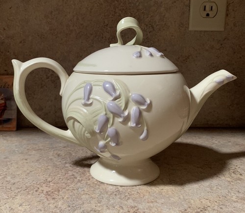 LENOX Blue Bells Floral Collection Ceramic Teapot NWT