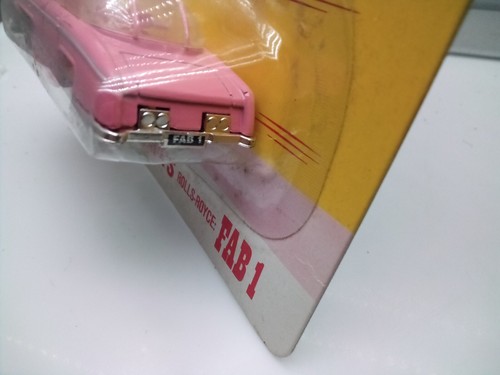 Matchbox Thunderbirds/ Lady Penelope's - Rolls Royce Fab 1 - Pink - Model Car x1 - Picture 4 of 8