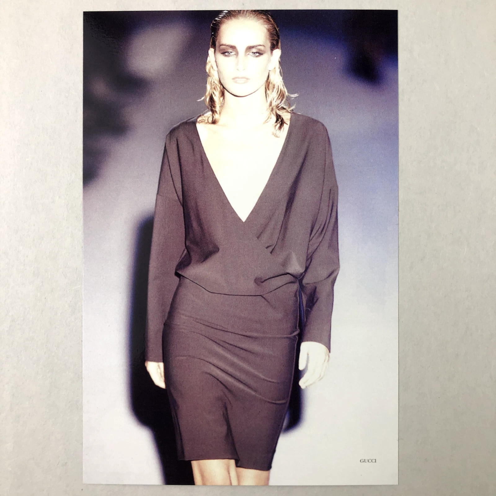 Gucci Tom Ford 1997 défilé femme modèle photo 4x6 robe enveloppante