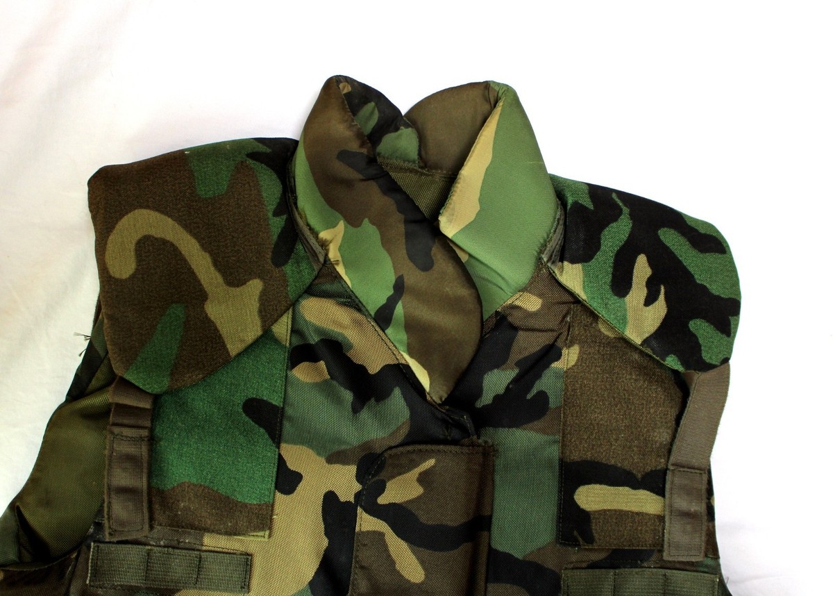 Body Armor Fragmentation Protective Vest Medium Excellent Vintage