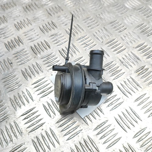 VW PASSAT B8 3G2 Zusatzwasserpumpe 5C0965567A 1,4 Benzin 92 kW 2015 34151567