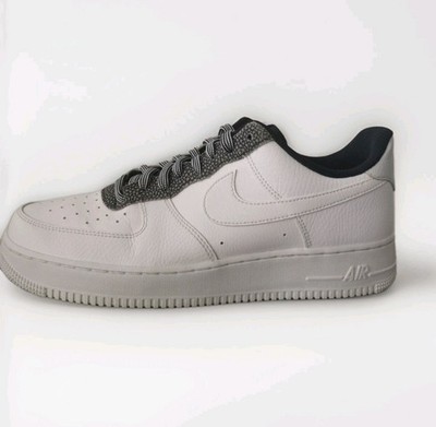 Nike Air Force 1 '07 LV8 Größe UK 9 EUR 44 (CK4363 100)