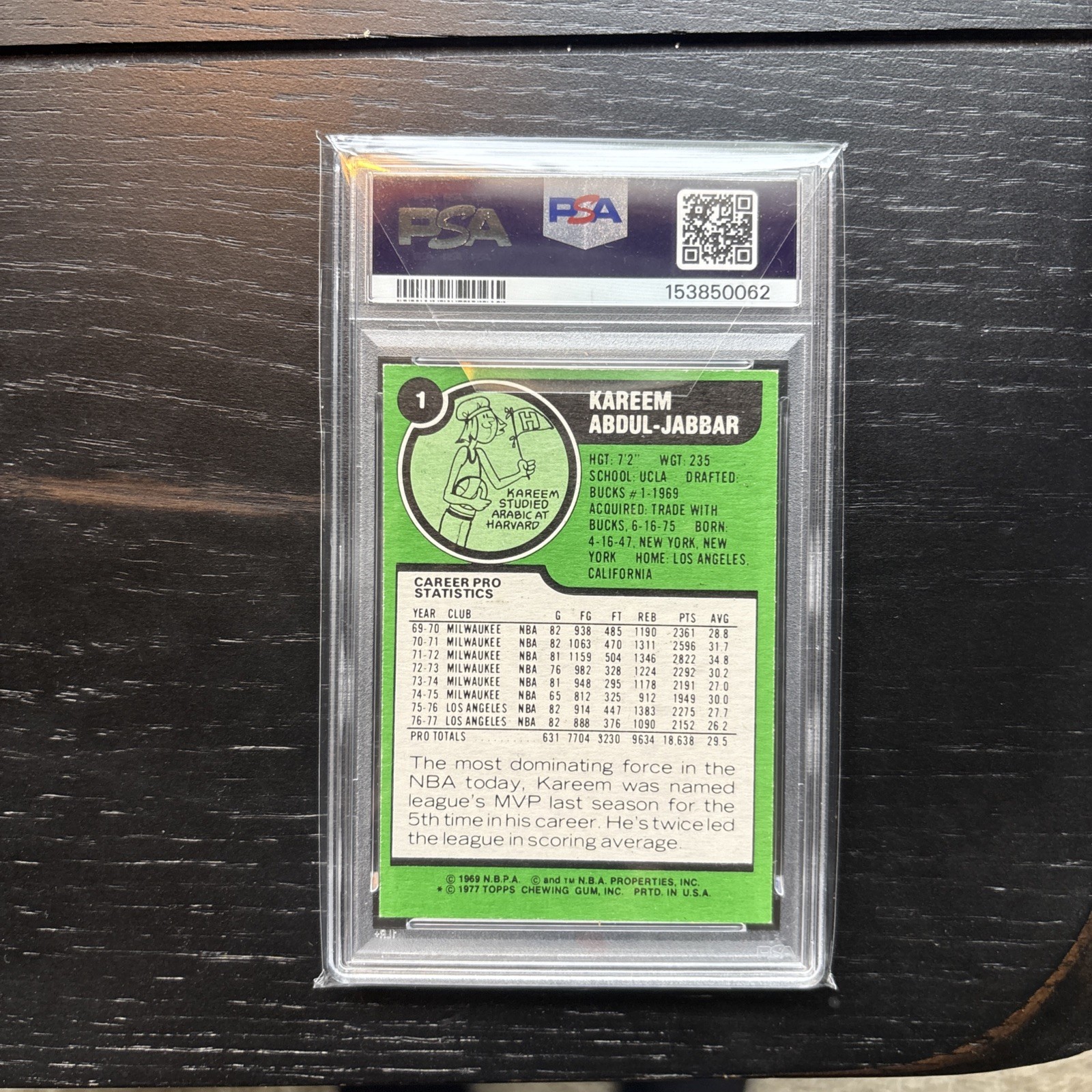 1977 Topps Kareem Abdul-Jabbar #1 Lakers HOF PSA 7 view 2