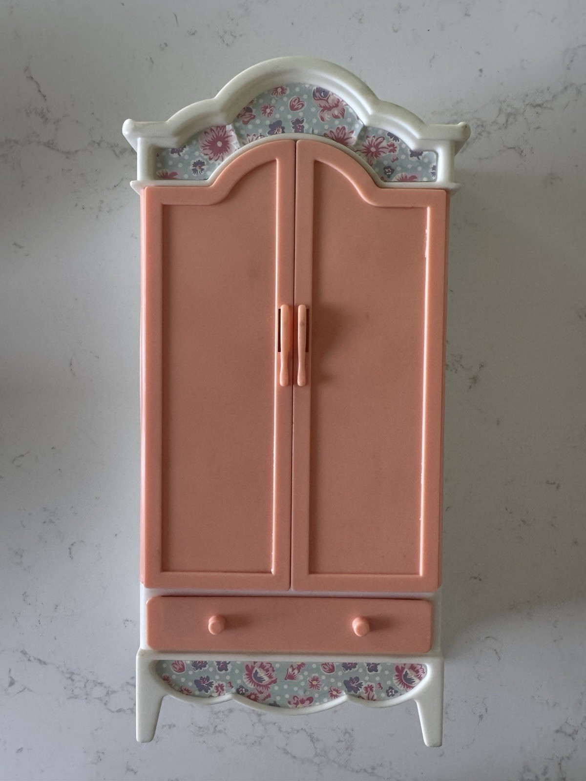 Vintage Pink 1996 Barbie Armoire Closet Dresser **faded**-image