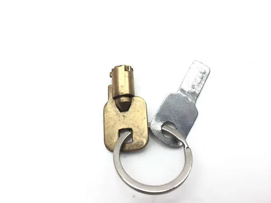 Interruptor de llave de encendido Harley-Davidson Softail Custom 2008 FXSTC 2559 Foto 2 de 4