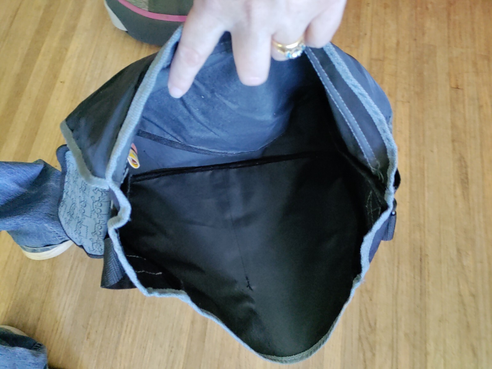 Bart Simpson Born To Rock Messenger Bag Simpsons 2007 Gem