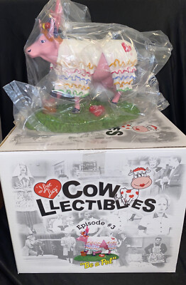 I LOVE LUCY Cow Lucille Ball Latin Lucy Be A Pal Cow-llectible Episode 3 & Box