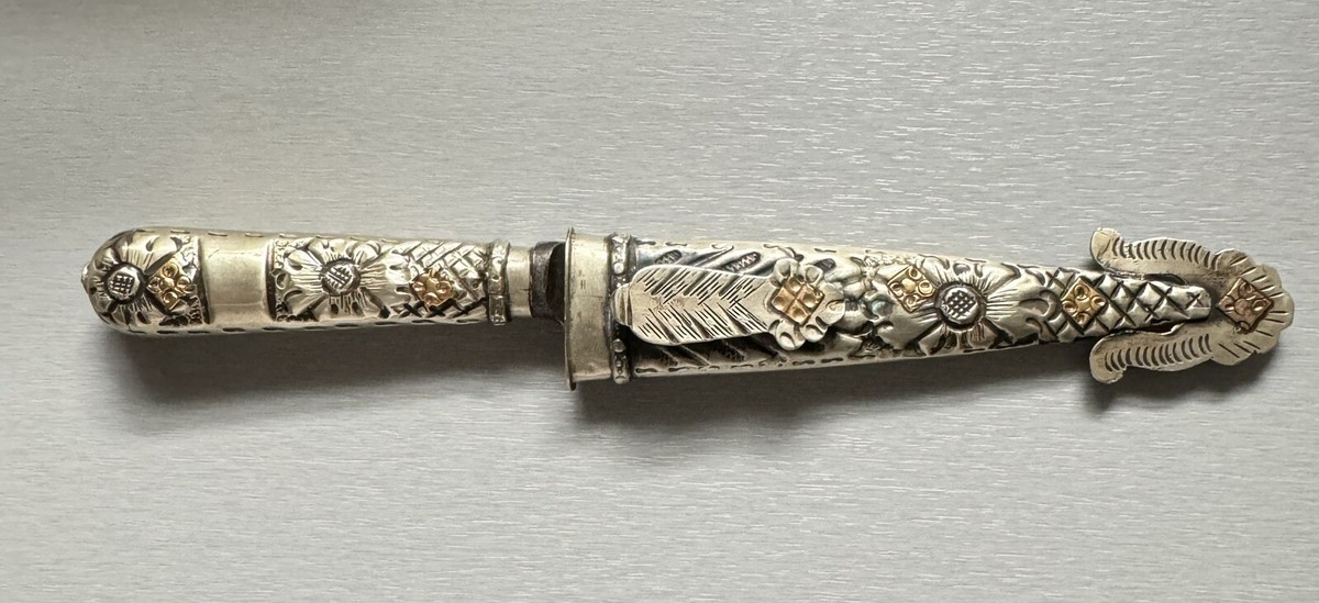 Vintage Argentina Silver Industria Gold Inlay Gaucho Knife