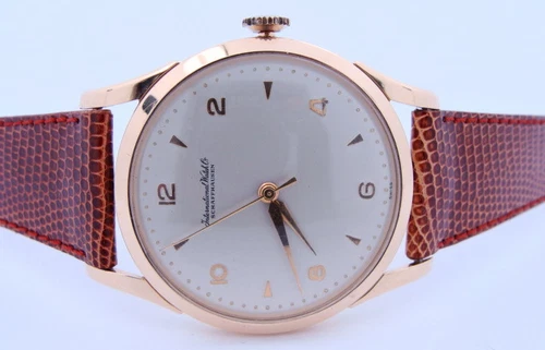  Mens 18K Yellow Gold IWC Mens 39 MM  Watch in excellent condition -Schaffhausen