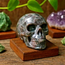 Natural Yooperlite Crystal Skull Carved Gemstone Healing Garden Home Decor Gift