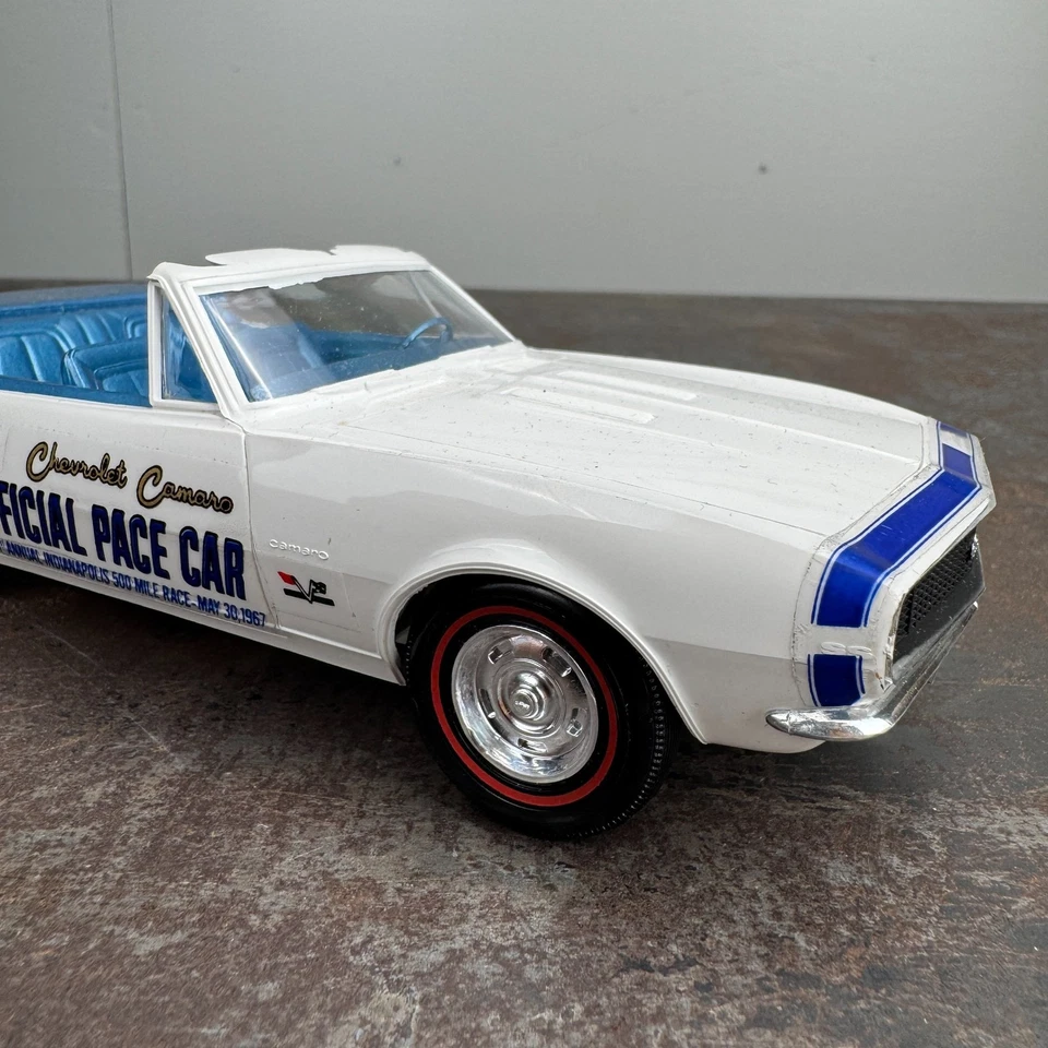 Винтажный 1967 Chevrolet Camaro темп автомобиля дилер промо модель автомобиля белый масштаб 1/25 - Изображение 4 из 4