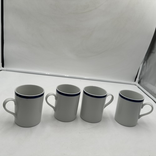Set 4 Williams Sonoma Brasserie Kaffeetassen klassisch weiß französisch blauer Rand Japan