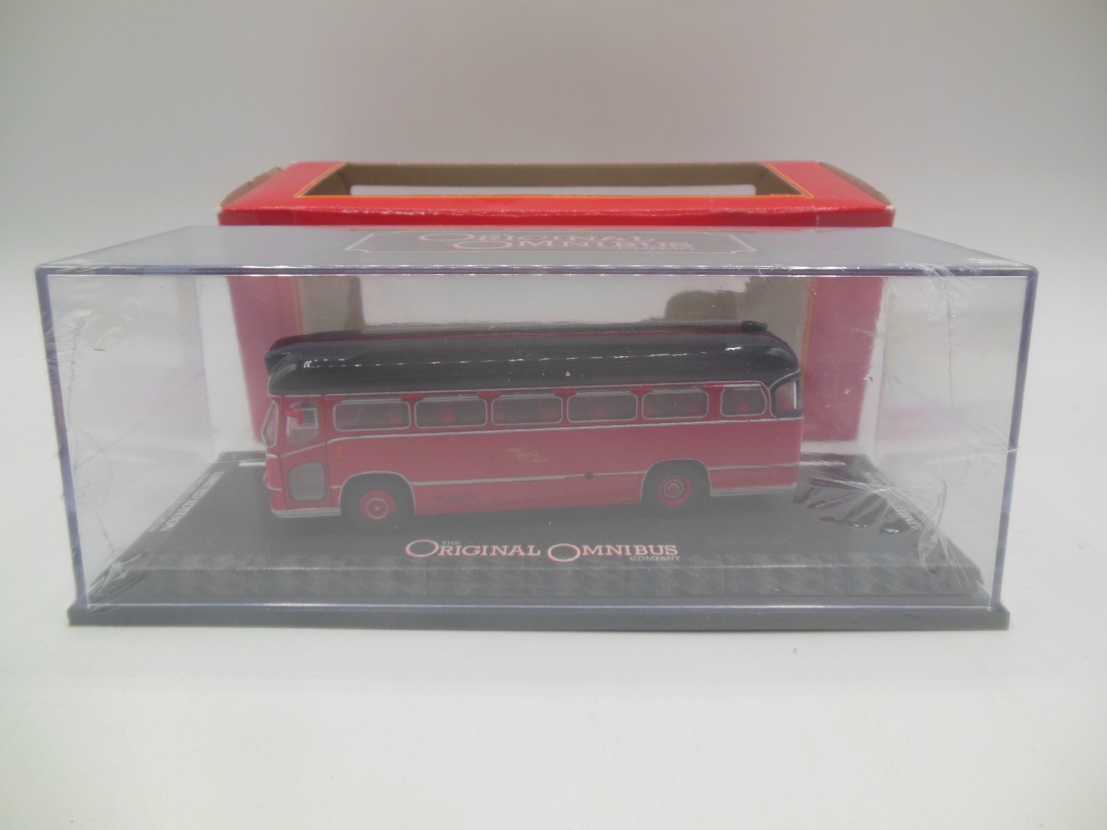 Corgi OOC OM45503 Bmmo C5 Midland Red Motorway Coach Dest Llandudno 1:76 Scale