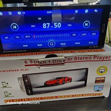Single Din Car Stereo Wireless Apple CarPlay 6.9 touchscreen Bluetooth Radio USB