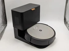 IROBOT ROOMBA I1+ EVO WIFI CONNECTED SELF-EMPTYING ROBOT VACUUM - Scratch & Dent