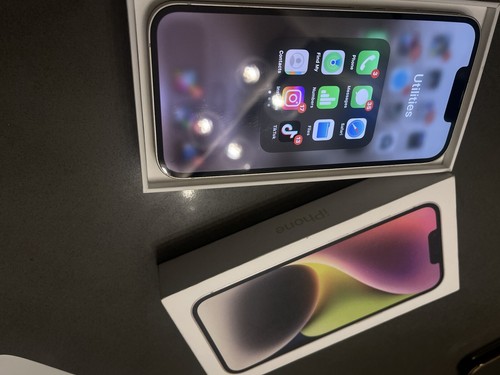 iPhone 14 - 第 2/7 張圖片