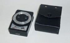 Leningrad 8 USSR Selenium photography light meter with leather case