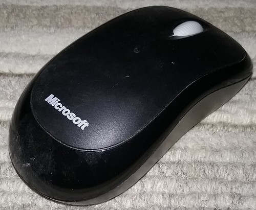 Microsoft Wireless Keyboard 800 (Model 1455) & Microsoft Mouse 1000 (Model 1454) - Picture 4 of 5