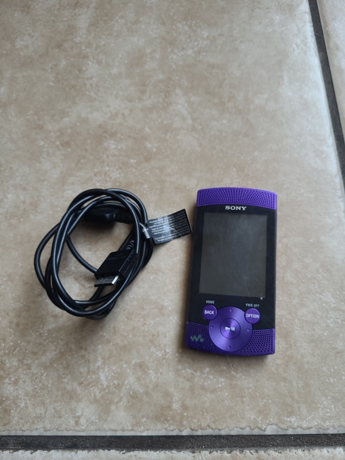 Sony Walkman NWZS544 Purple (8 GB ) Digital Media Player Working FREE
