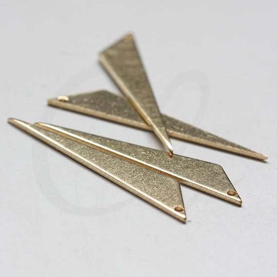 20 Pieces Raw Brass Triangle Charm 8x40.6mm (CW-3592C-D-455)