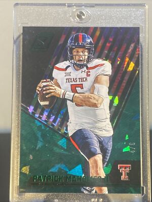 2023 Panini Chronicles Draft Patrick Mahomes Zenith Green Ice FOTL /6 Chiefs