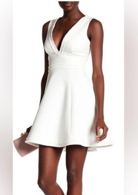 Cinq a Sept Minidress Aurora Fringe V Neck A Line bride bridal scuba flare Size8
