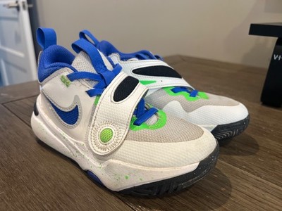 NIKE Team Hustle D 11 White Blue Mid Top Sneakers Kids Youth Boys 11C DV8994-101