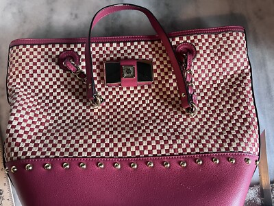 Ann Klein dk pink/Camel Checkered Handbag pre owned exclent Condition