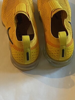 nike vapormax moc 2 yellow