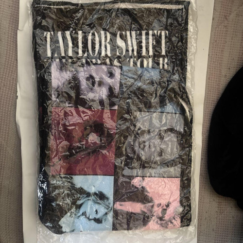 Taylor Swift THE ERAS TOUR Official Towel Tokyo Japan