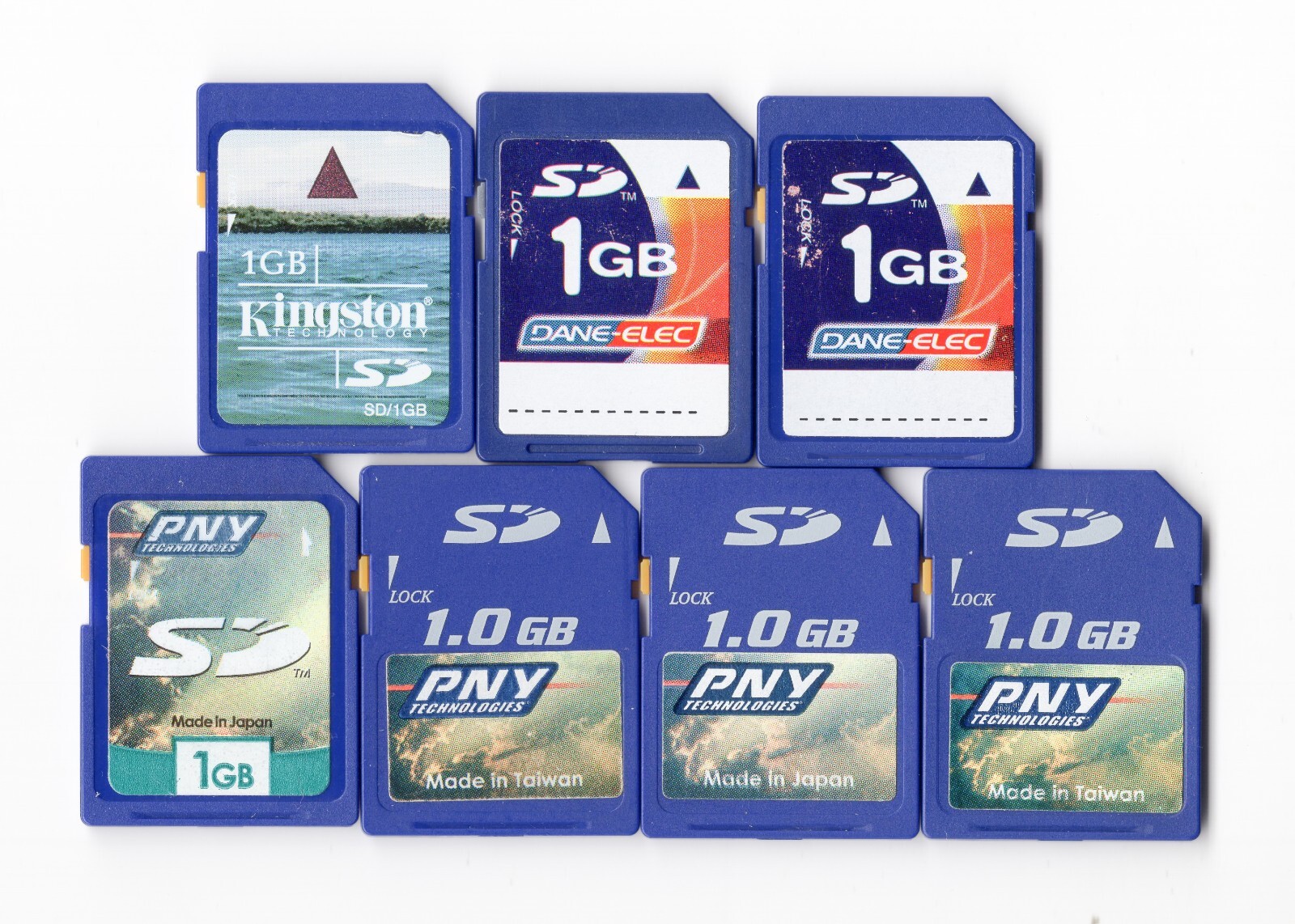 Lot Of 7x PNY / Dane-Elec / Kingston 1GB SD Camera Memory Cards