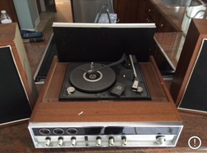 vintage stereo system with turntable