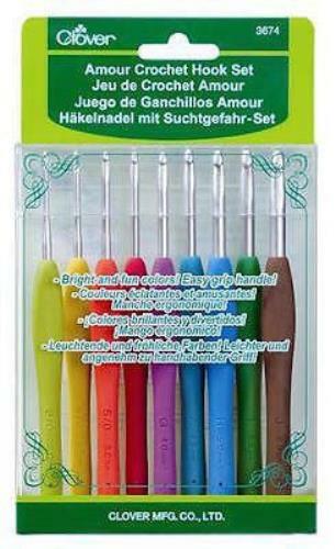 Clover Amour Soft Grip Crochet Hooks - Set of 9 (2.00 - 6.00mm) - Afbeelding 1 van 1