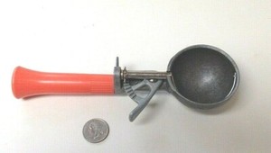 Vintage 1960's Ice Cream Scoop - Bonny Prod. Co. NY. - Metal w/ Orange Handle