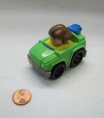 Fisher Price Little People WHEELIES GREEN & BLUE TOW TRUCK MECHANIC Vehicle #2