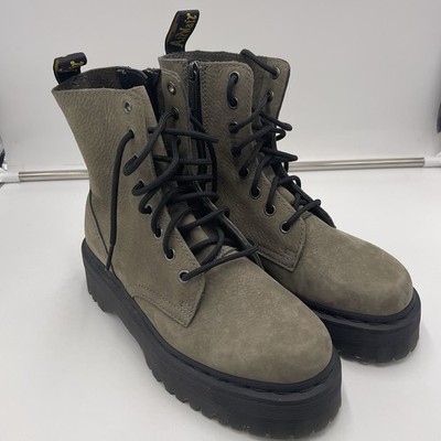 Dr. Martens Jadon Platform Boots Women's Size 7 US L / 6 US M Eye Olive Green